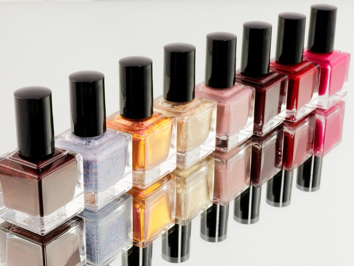 Soins des mains et vernis, beauté des ongles